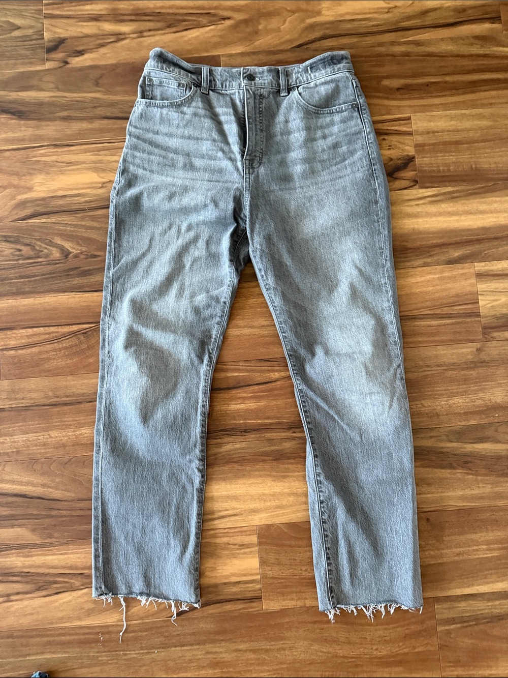 Madewell Women's Gray Straight-Leg Jeans